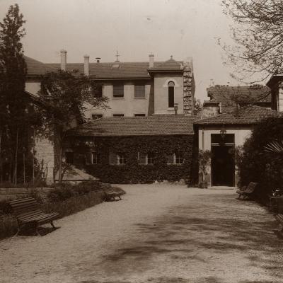 En 1906